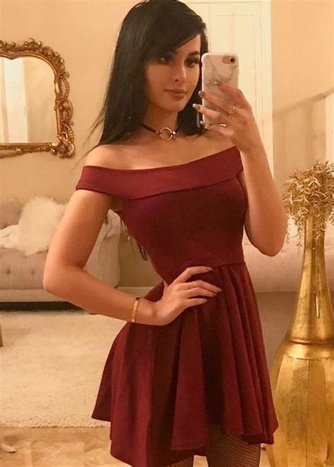 SSSniperWolf Height, Weight, Age, Body Statistics